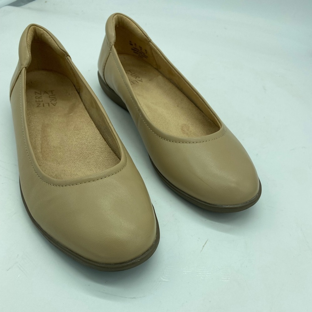 Great used condition FLEXY Flats only wore once inside